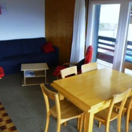 Combyre C 020 - Comfortable 6 Pers *