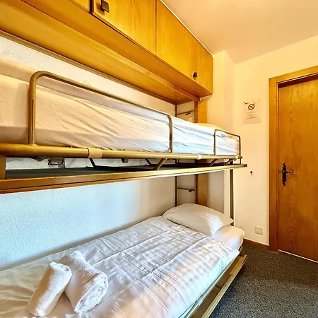 Combyre C 020 - Comfortable 6 Pers *