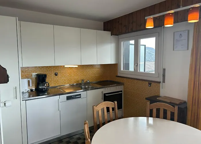 Combyre C 020 - Comfortable 6 Pers Veysonnaz