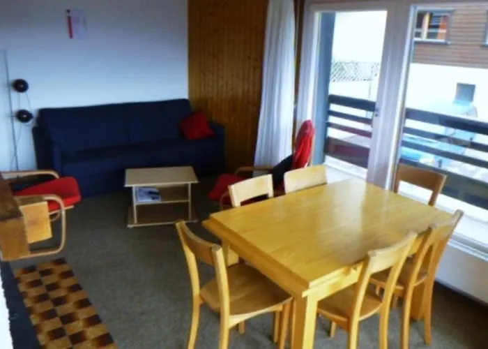 Combyre C 020 - Comfortable 6 Pers *